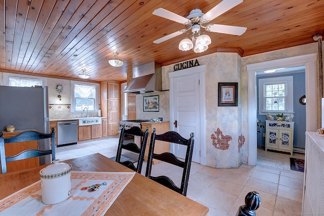 33 W Hartford Rd, Newington, CT 06111 - photo 12