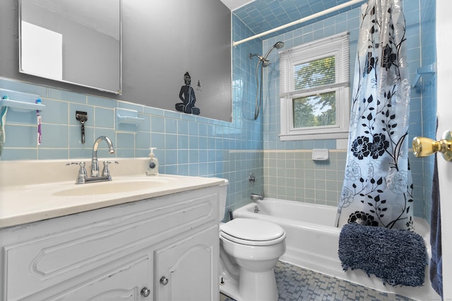81 W Easton St, Hamden, CT 06514 - full bathroom featuring shower / tub combo with curtain, tile walls, and vanity