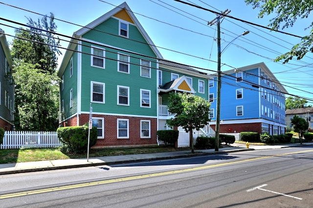 685 Quinnipiac Ave Unit 685, New Haven, CT 06513 - view of front of home featuring brick siding