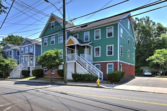 685 Quinnipiac Ave Unit 685, New Haven, CT 06513 - view of building exterior featuring stairway