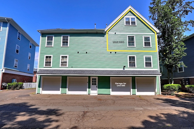 685 Quinnipiac Ave Unit 685, New Haven, CT 06513 - view of front of home featuring an attached garage