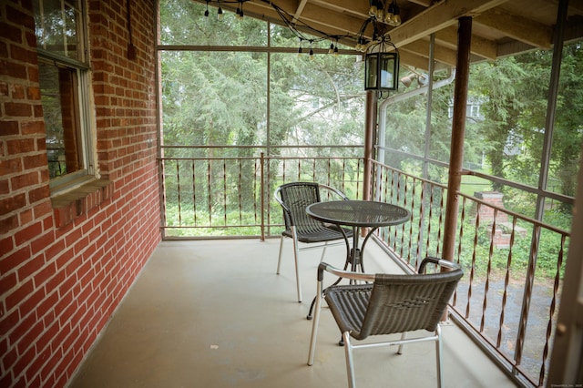 65 Willard St, Hamden, CT 06518 - sunroom with healthy amount of natural light