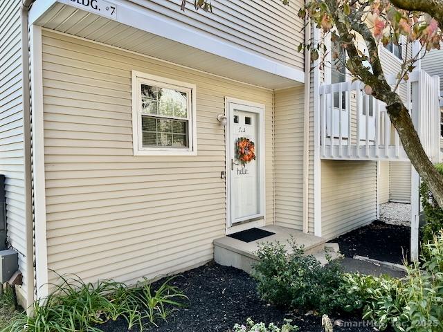 2390 State St Apt 7J, Hamden, CT 06517 - doorway to property featuring a balcony