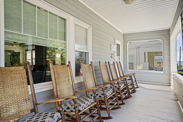 1176 Ocean Ave, New London, CT 06320 - view of porch