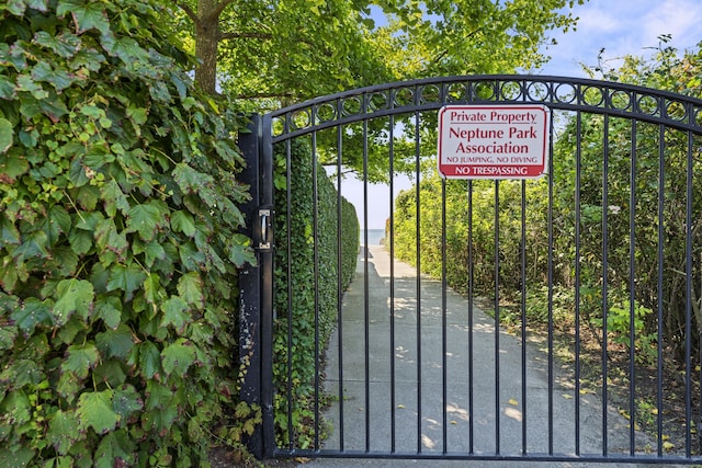 1176 Ocean Ave, New London, CT 06320 - view of gate