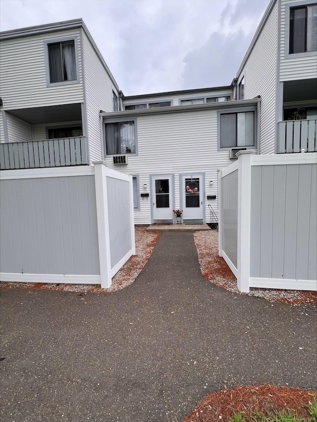 8 Hamre Ln Unit A, Branford, CT 06405 - view of front of property