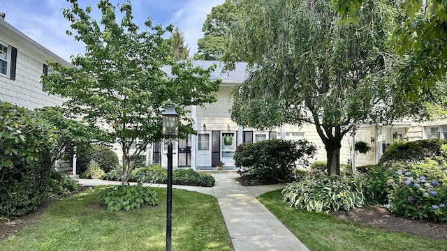 245 Unquowa Rd Apt 35, Fairfield, CT 06824 - photo 2