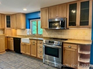 3 Sage Ln, East Granby, CT 06026