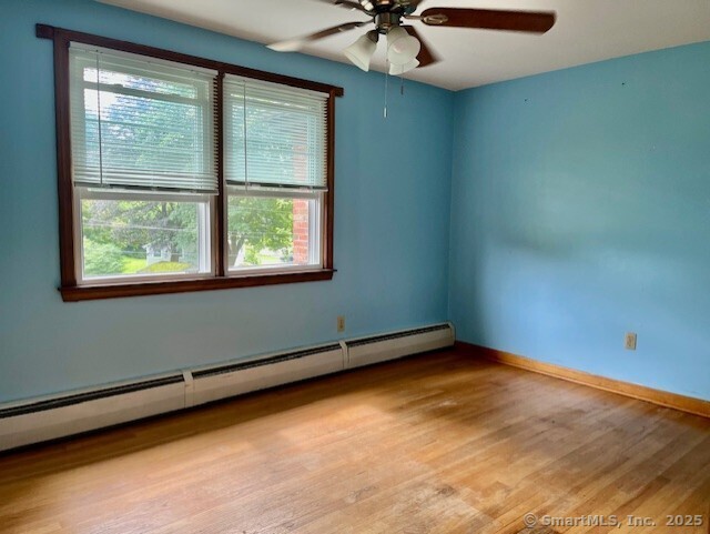 3 Sage Ln, East Granby, CT 06026