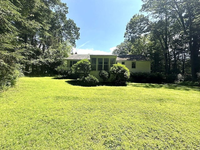 51 Westridge Dr, Avon, CT 06001 - view of grassy yard