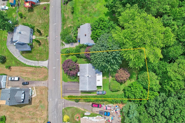 211 Pembroke Ave, Waterbury, CT 06704 - aerial overview of property's location with property parcel outlined