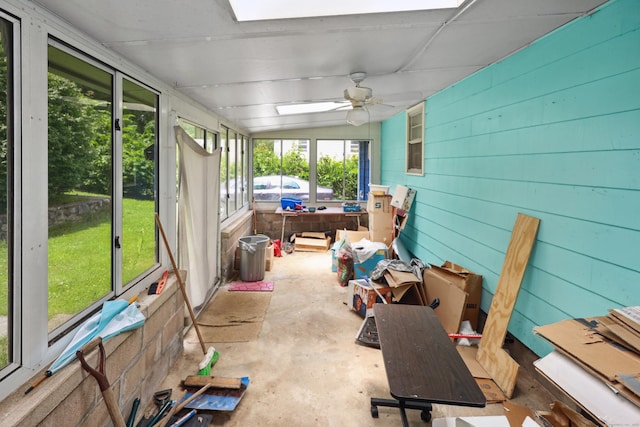 211 Pembroke Ave, Waterbury, CT 06704 - sunroom / solarium with a ceiling fan