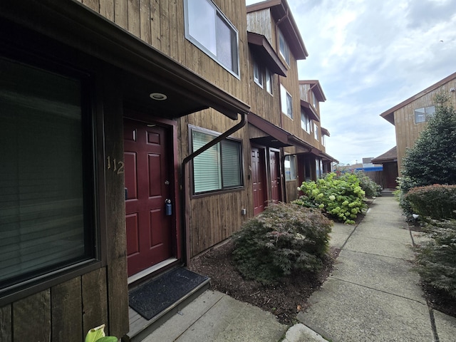 112 Glenwood Ave Unit 112, Bridgeport, CT 06610 - doorway to property