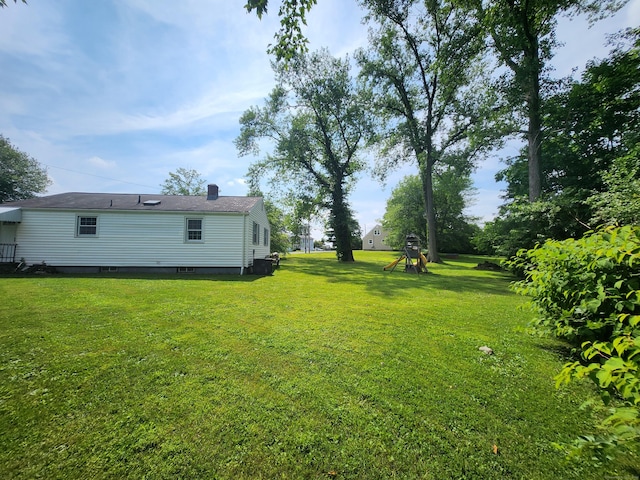 5 Cascio Rd, Ansonia, CT 06401 - view of green lawn