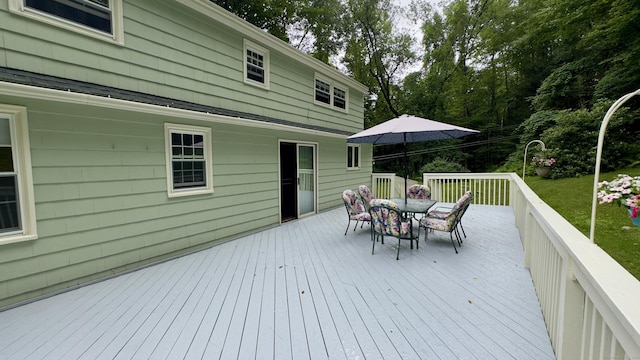 147 Smith Hill Rd, Winchester, CT 06098 - wooden deck with outdoor dining space