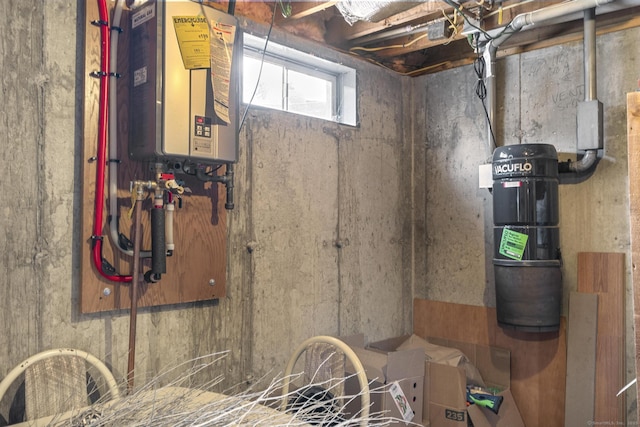 31 Crimson Hts, Portland, CT 06480 - utilities featuring water heater and a central vacuum unit