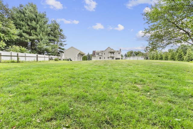 31 Crimson Hts, Portland, CT 06480 - view of yard
