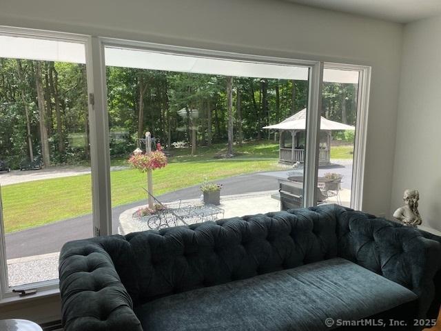 48 Mulberry Rd, Woodbridge, CT 06525 - living area with plenty of natural light