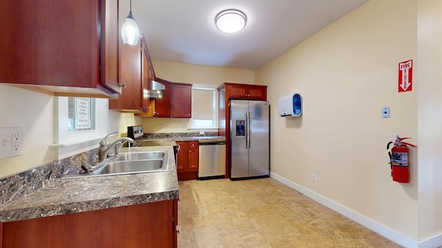 163 Fairview St, New Britain, CT 06051 - photo 4