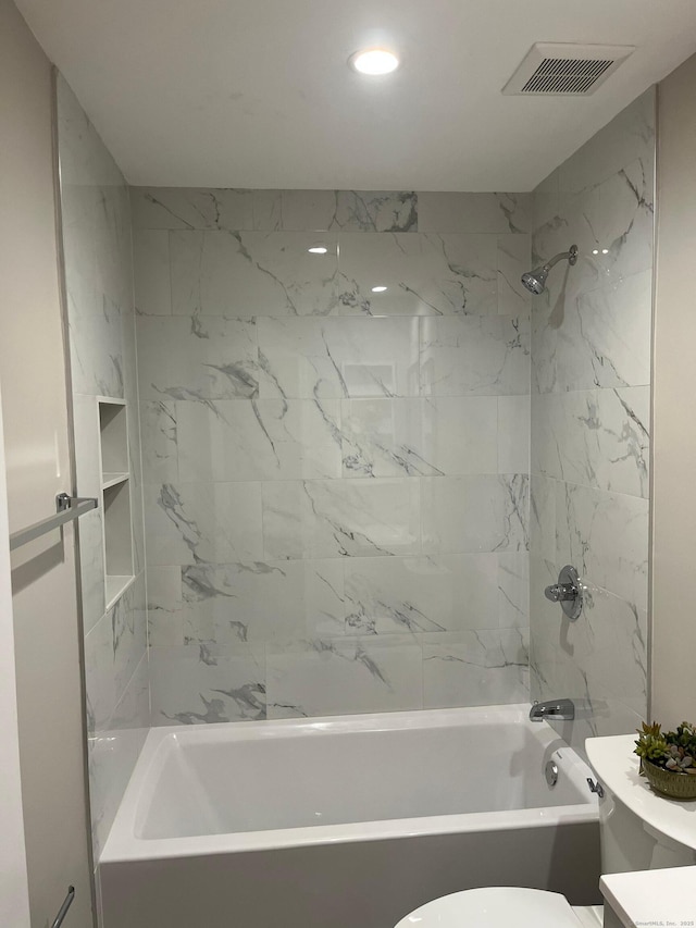 2955 Madison Ave Apt 40, Bridgeport, CT 06606 - bathroom with shower / bath combination, vanity, and recessed lighting