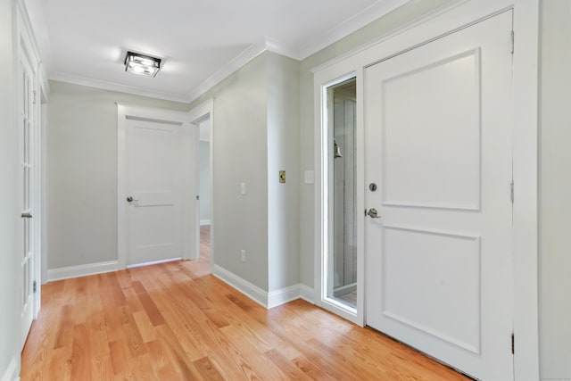 194 Bayfield Ln Unit A, Stratford, CT 06614 - hall with light wood-style floors and ornamental molding