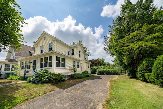 140 Hawthorne Ave, Hamden, CT 06517 - photo 2