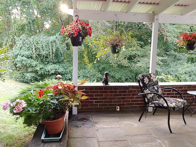 46 Wayne St, Norwich, CT 06360 - view of patio / terrace