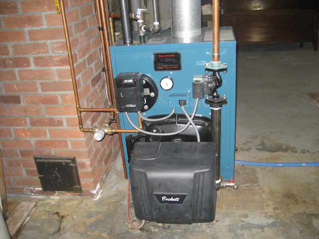 46 Wayne St, Norwich, CT 06360 - utilities with a heating unit