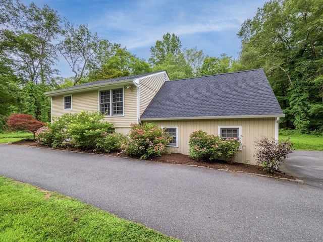 322 Mountain Rd, Wilton, CT 06897 - view of front of property featuring roof with shingles