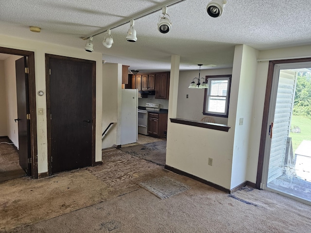 18 Sandra Dr, Bloomfield, CT 06002 - photo 13