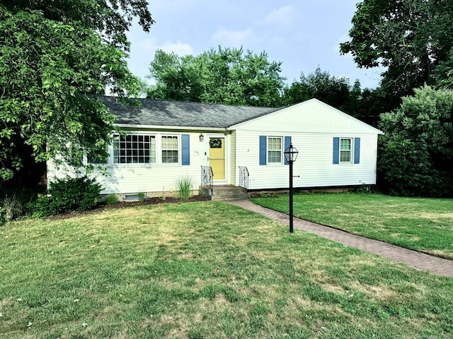 631 Gilbert Ave, Hamden, CT 06514 - photo 1