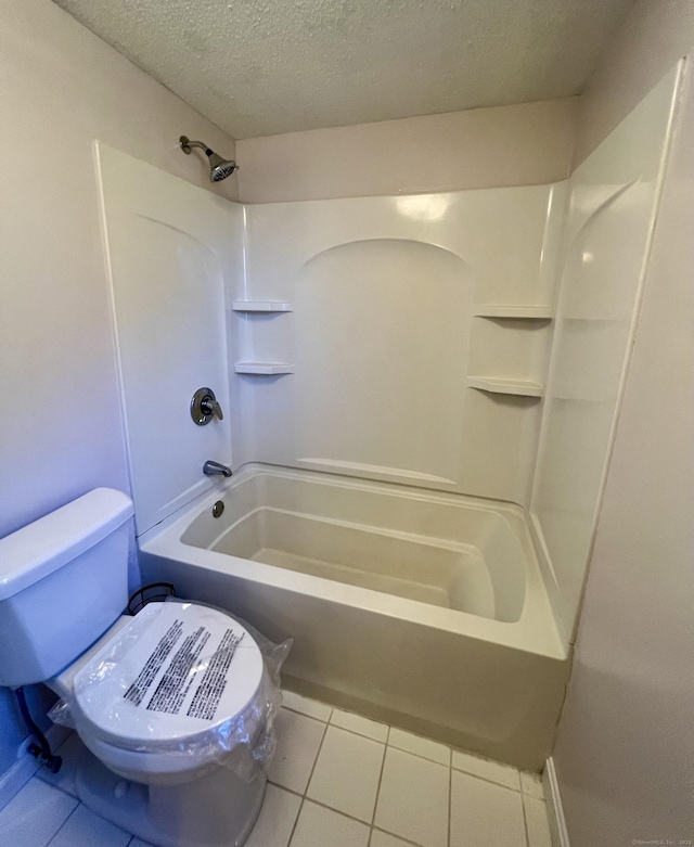 280 Gardner Ave Unit D4, New London, CT 06320 - full bath featuring shower / bathtub combination, tile patterned flooring, and a textured ceiling