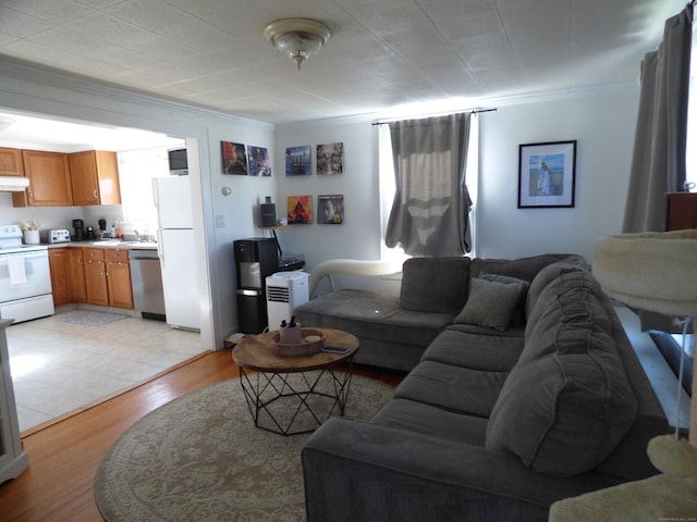 9 Fleetwood Ave, Bethel, CT 06801 - photo 7