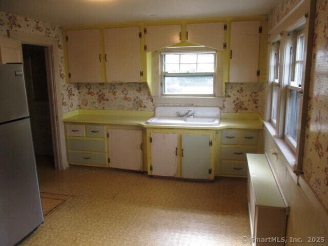 328 Curtis St, Meriden, CT 06450 - photo 18