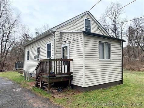 42 Preston St, East Hartford, CT 06108 - view of side of property with a yard