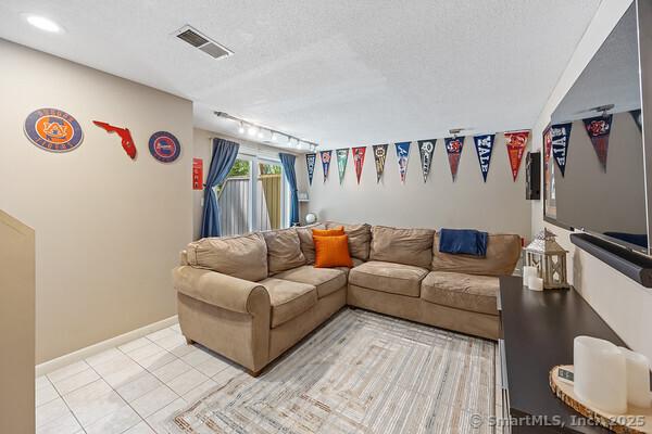747 W Main St Apt F, Cheshire, CT 06410 - photo 24