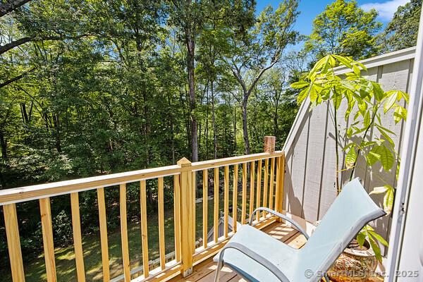 747 W Main St Apt F, Cheshire, CT 06410 - photo 9