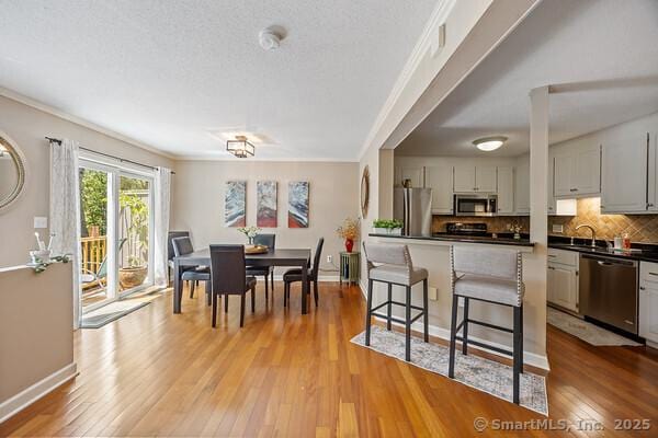 747 W Main St Apt F, Cheshire, CT 06410 - photo 2