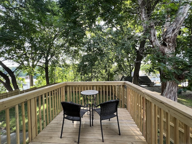 34 Division St, Norwich, CT 06360 - view of deck