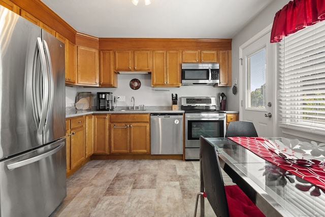 18 Dewey Ave, Milford, CT 06460 - photo 8