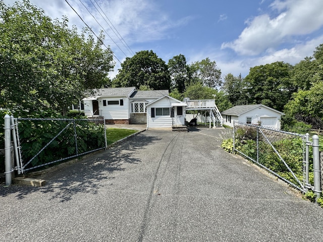 11 Knollcrest Rd, New Fairfield, CT 06812 - photo 2