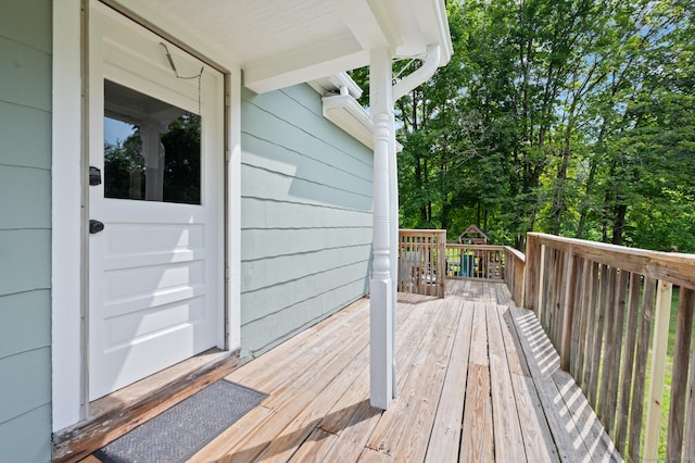 20 Harris St, Enfield, CT 06082 - view of wooden terrace