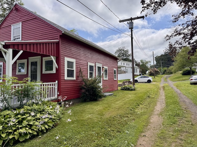 1 Ferry Ln, Portland, CT 06480 - view of property exterior with a yard and driveway