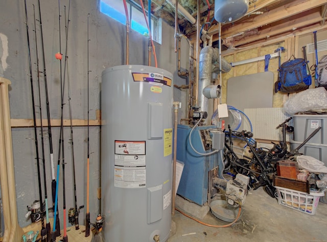 15 Courtney Ln, Killingly, CT 06241 - utility room featuring electric water heater