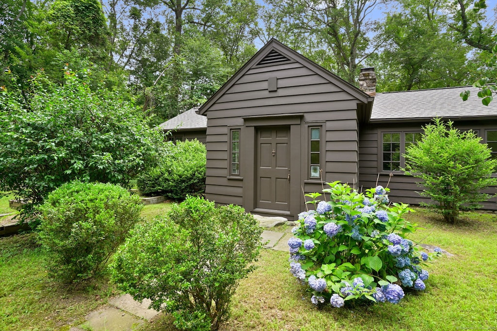 25 Vista Rd, Wilton, CT 06897 - view of outdoor structure