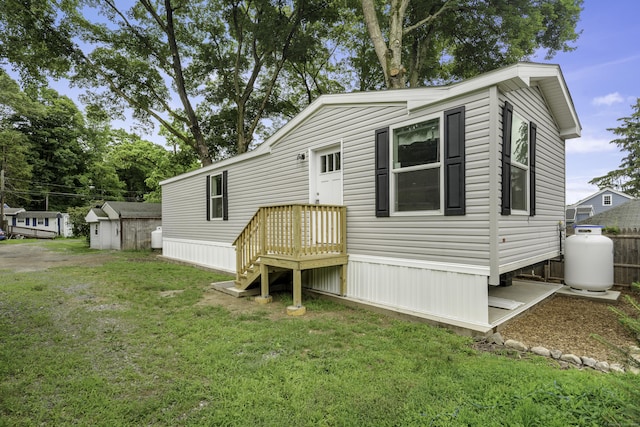 139 Lewis St Trlr 36, Naugatuck, CT 06770 - photo 1