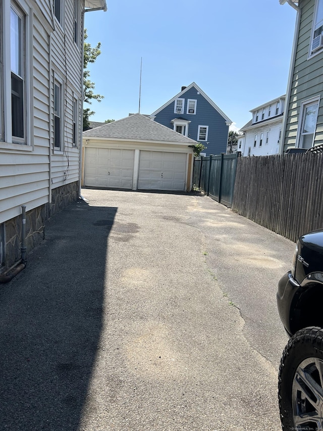 170 Livingston Pl, Bridgeport, CT 06610 - photo 3
