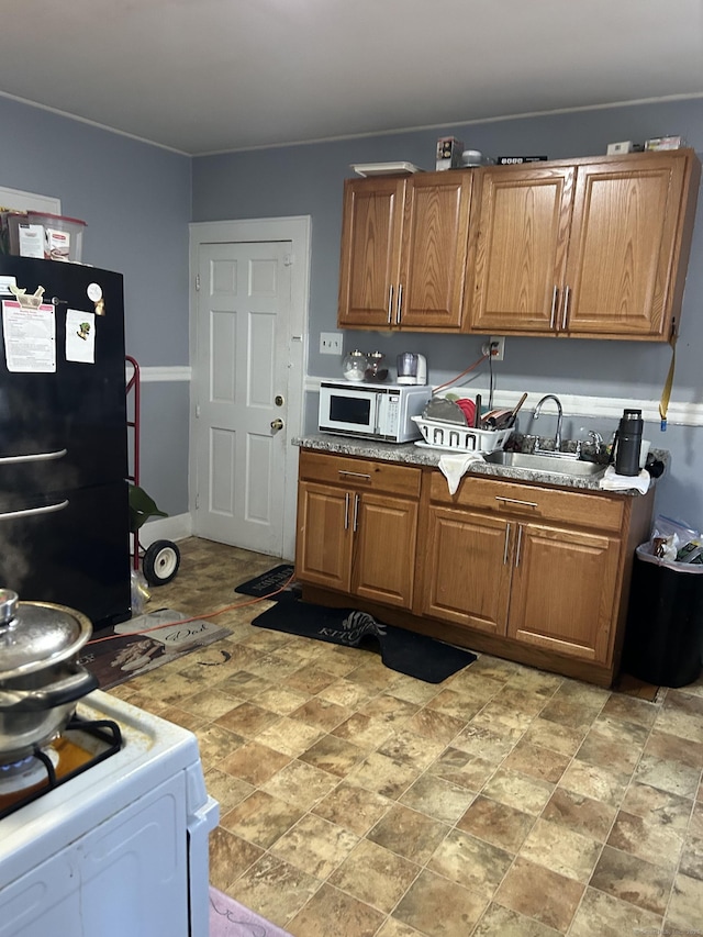 170 Livingston Pl, Bridgeport, CT 06610 - photo 13
