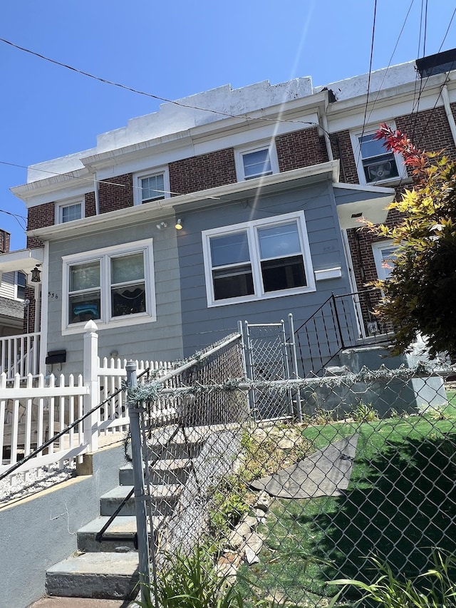 334 Dover St, Bridgeport, CT 06610 - photo 1