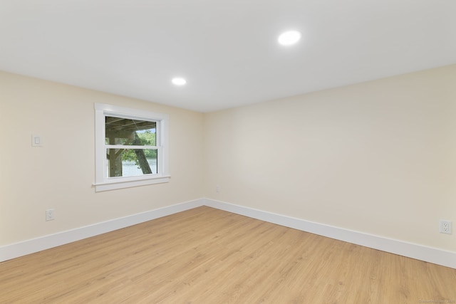 145 Lakeview Dr, Colchester, CT 06415 - unfurnished room featuring light wood-type flooring and recessed lighting